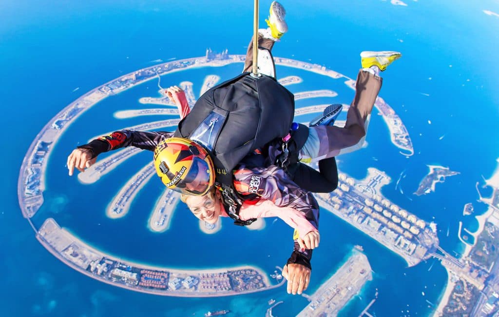 Urlaub in Dubai - Fallschirmsprung Skydive über Palm Jumeirah
