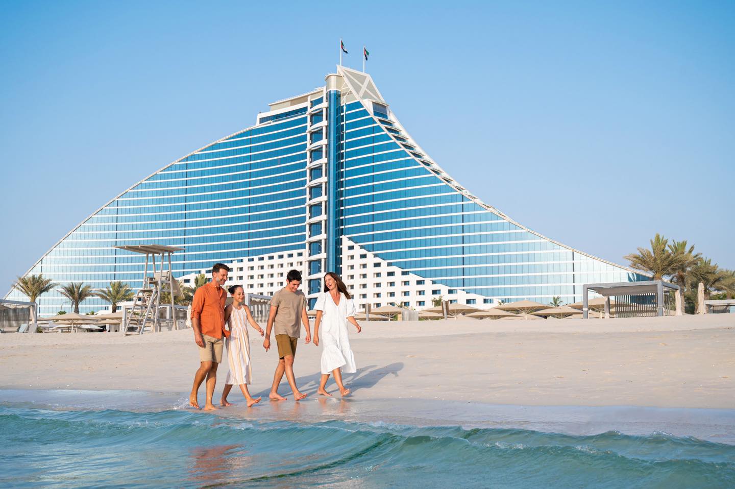 Jumeirah Beach Hotel Familienhotels in Dubai