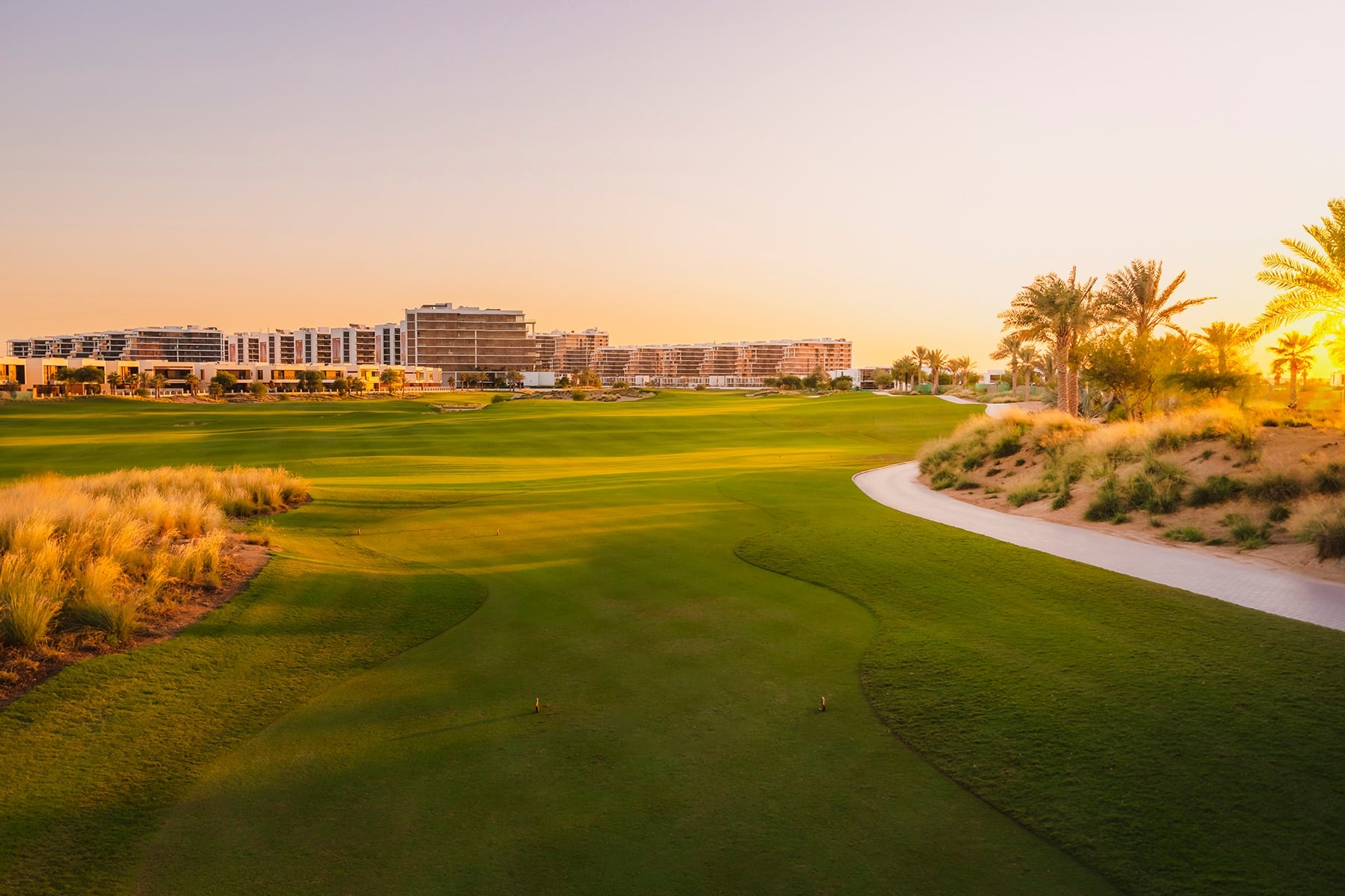 Golfurlaub in Dubai - Trump International Golf Club - Pauschal Golfreise Dubai
